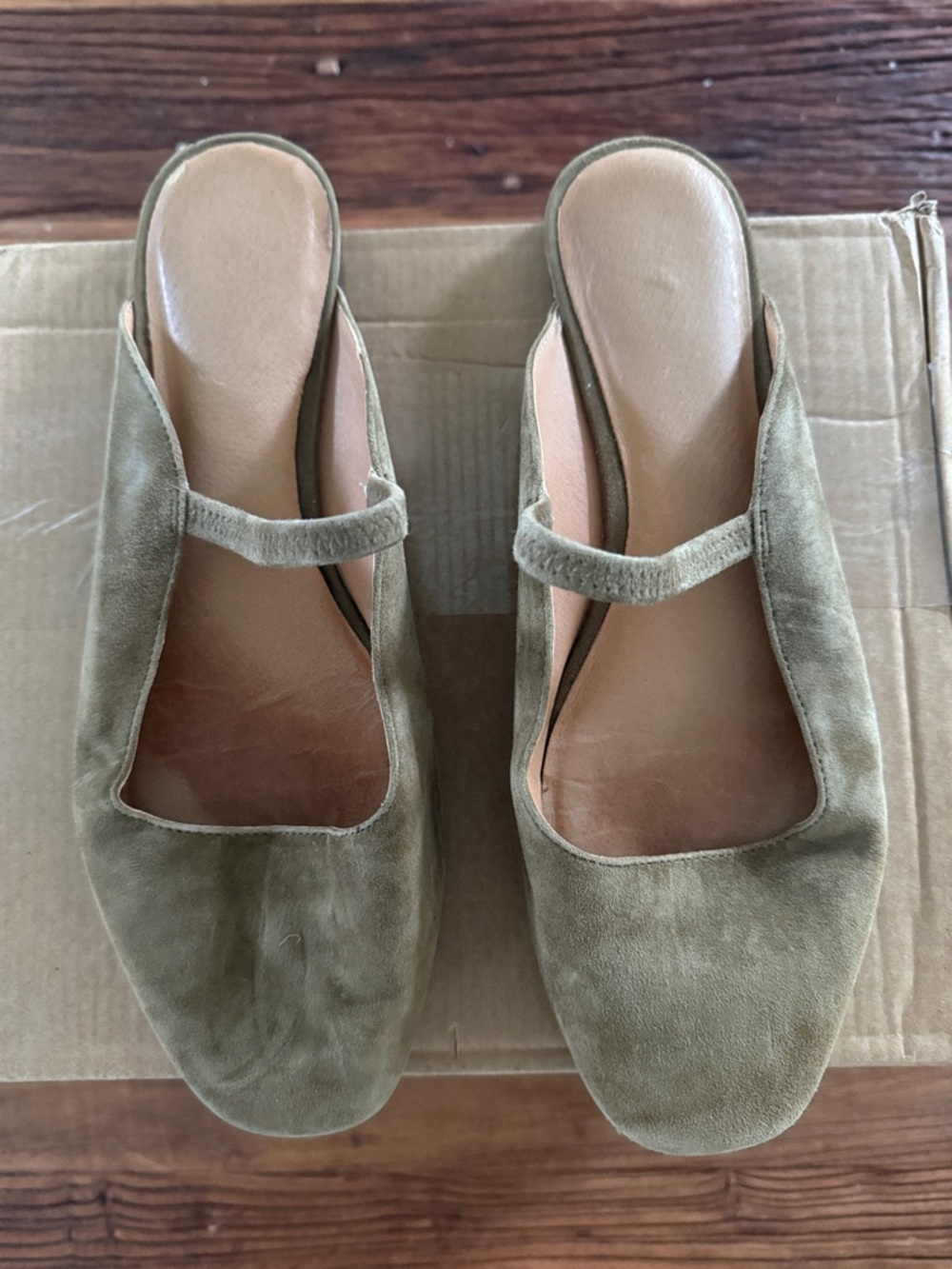 Madewell Women's Suede Mary Jane Slides in Olive Green